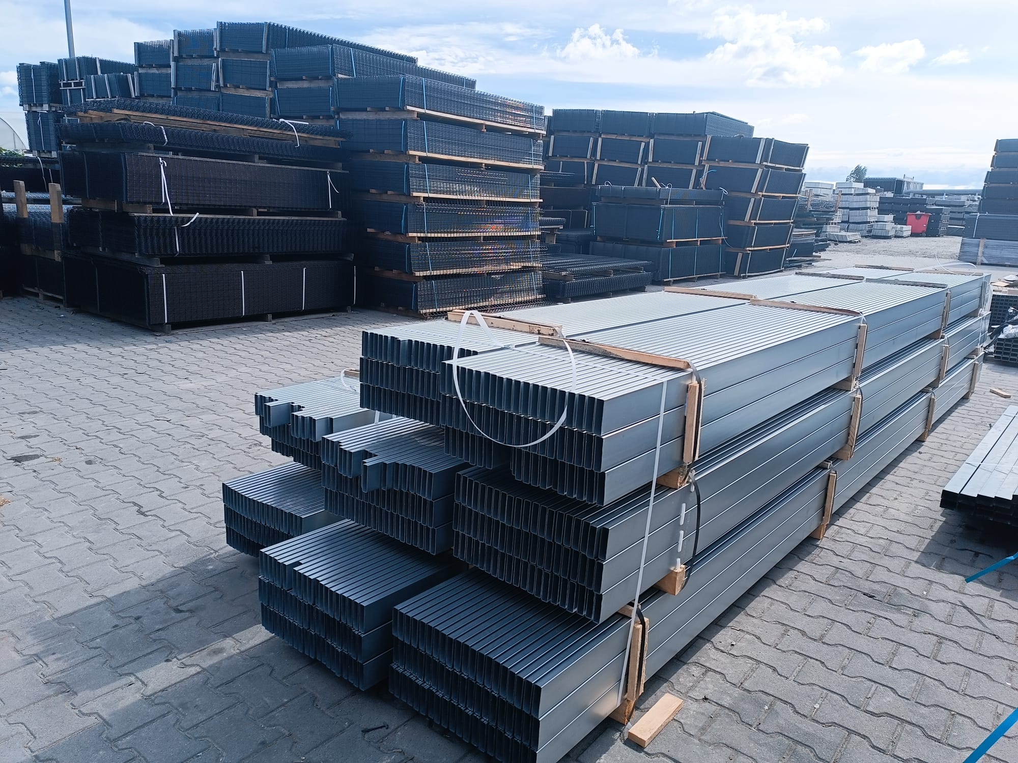 Stal ocynkowana - profile i ceowniki